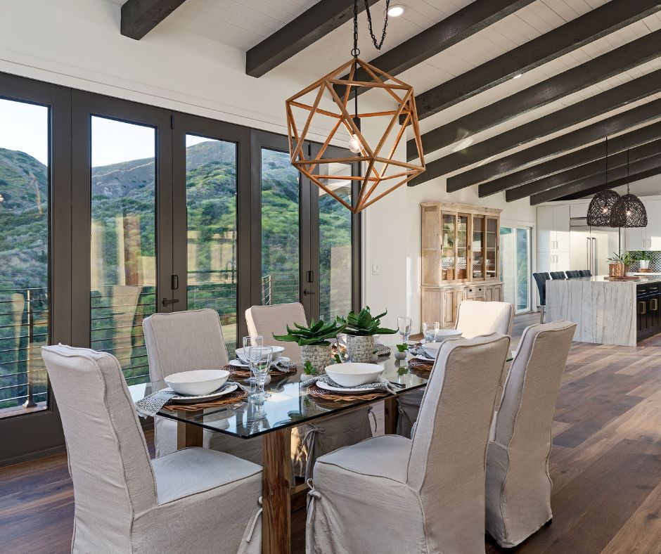 How to Choose the Perfect Chandelier for Your Space