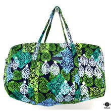  Vera Bradley Travel Bag