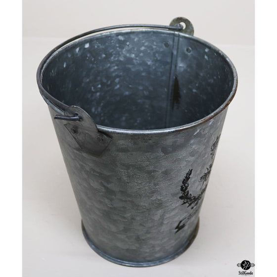 Bucket