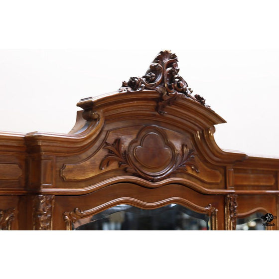 Armoire