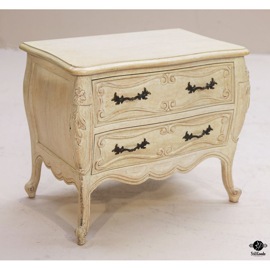 Fremarc Designs Nightstand