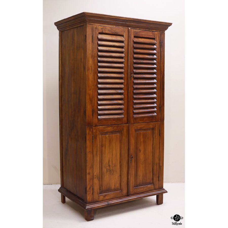 Armoire