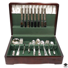  Oneida Flatware Set