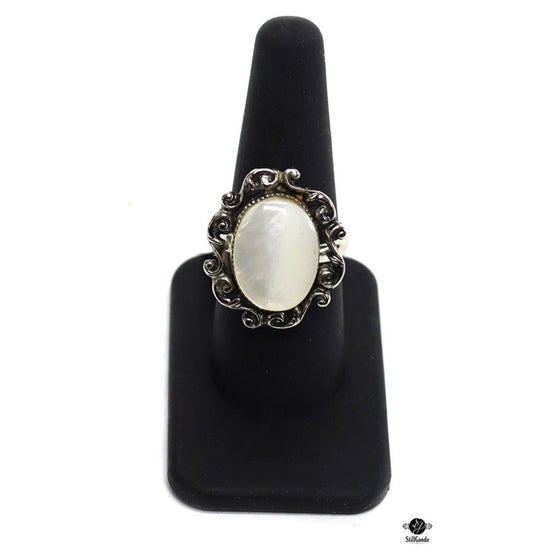 Whiting & Davis Ring