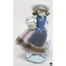  Lladro Figurine