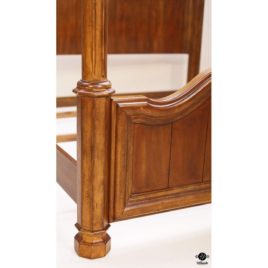 King Bernhardt Bed