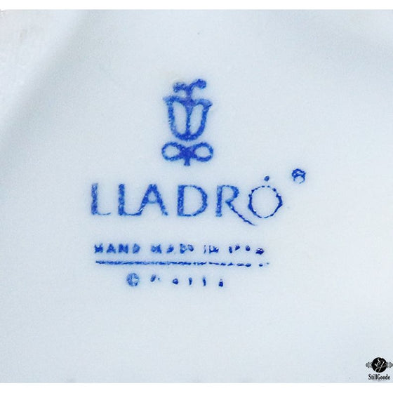 Lladro Figurine