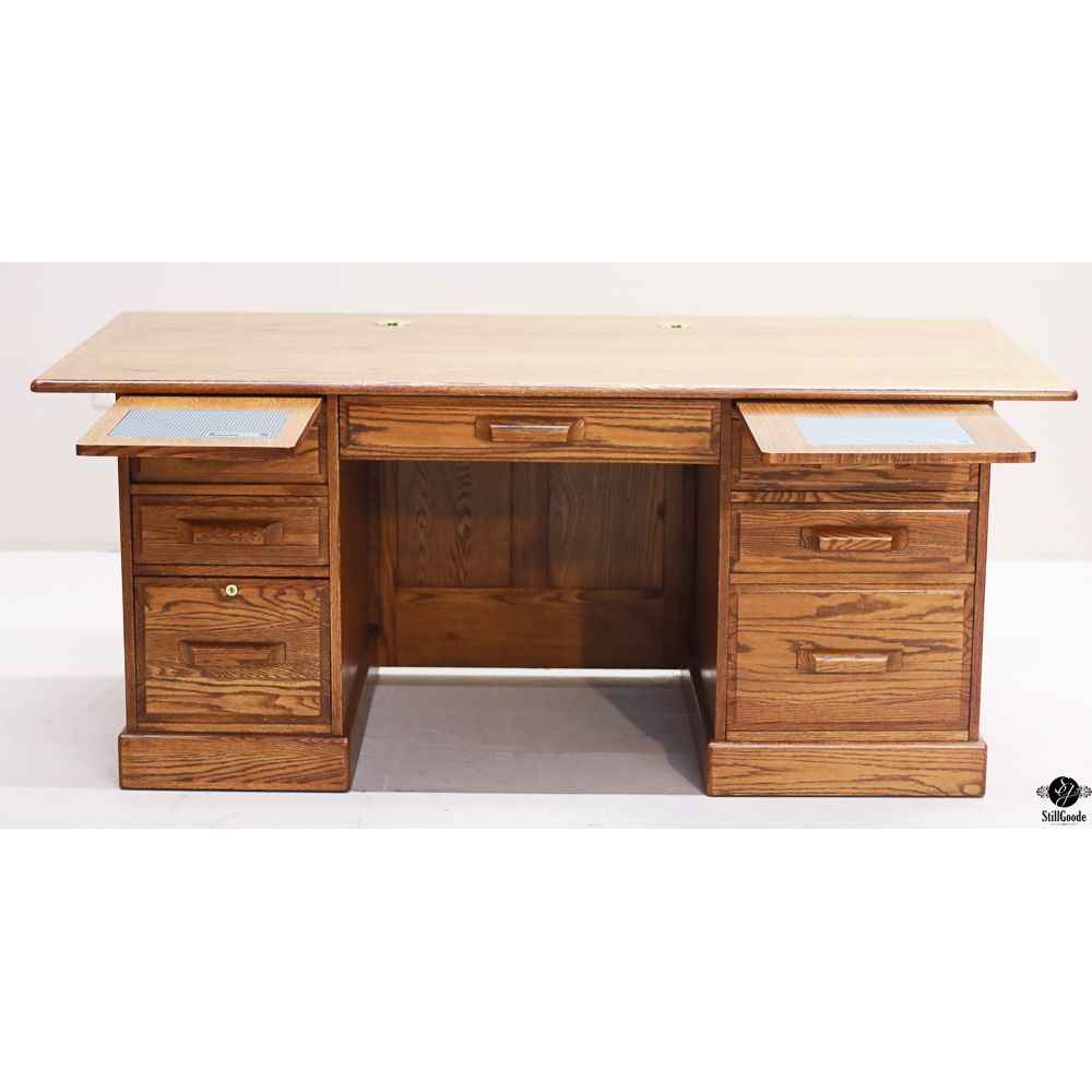 Winners Only Desk