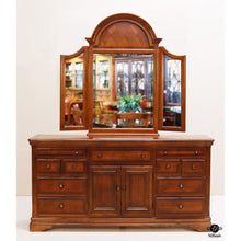  Alexander Julian Dresser
