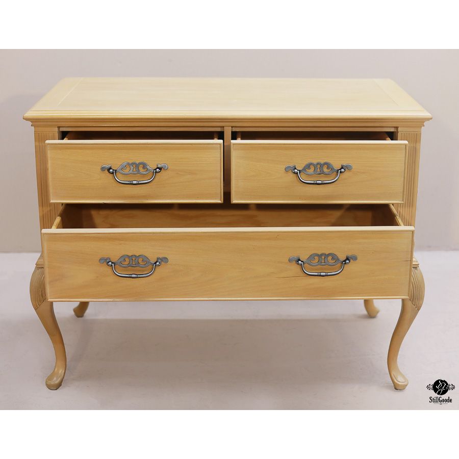 Bernhardt Console