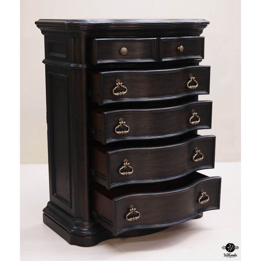 Pulaski Chest of Drawers
