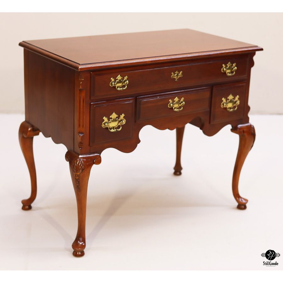 Lexington Console