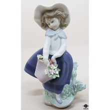 Figurine
