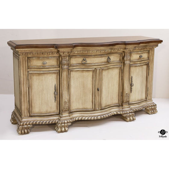 Sideboard
