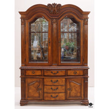  China Cabinet