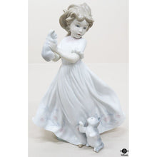  Lladro Figurine