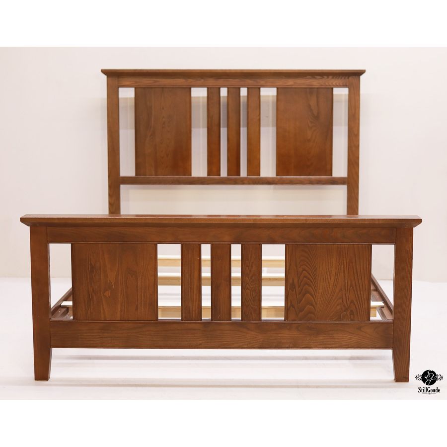 Queen Copeland Bed