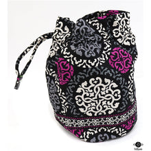  Vera Bradley Travel Bag