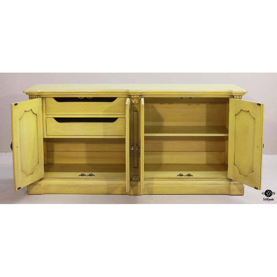 Davis Cabinet Sideboard