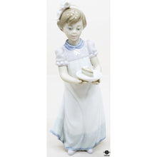  Lladro Figurine