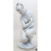  Herend Figurine
