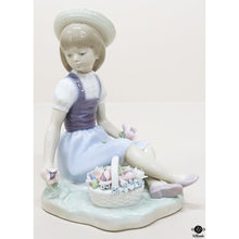  Lladro Figurine