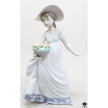  Lladro Figurine