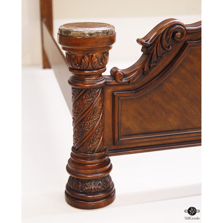 King Ashley Bed
