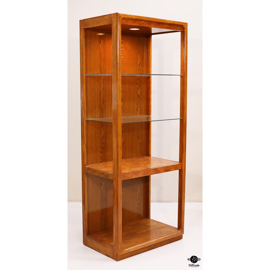 Etagere