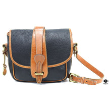  Dooney & Bourke Crossbody Bag
