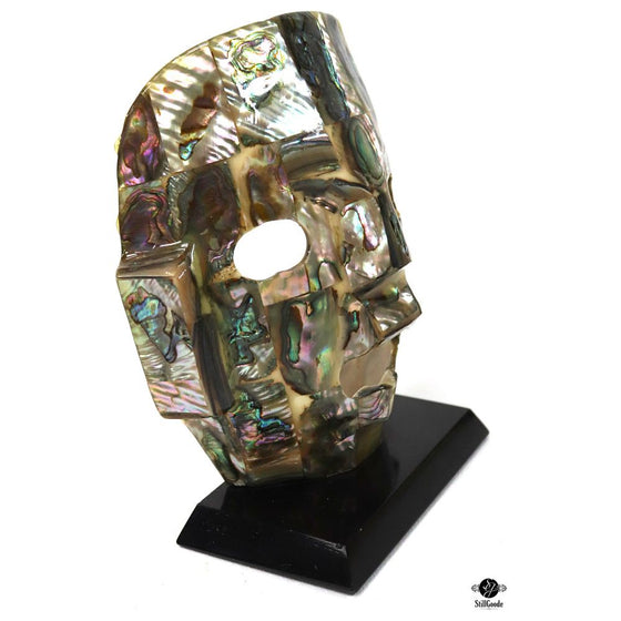 Figurine
