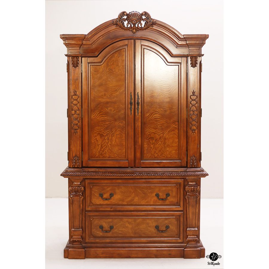 Armoire
