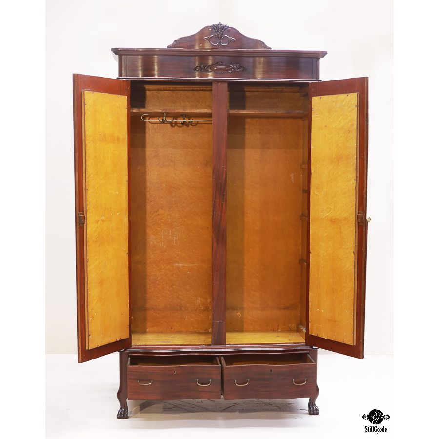 Armoire