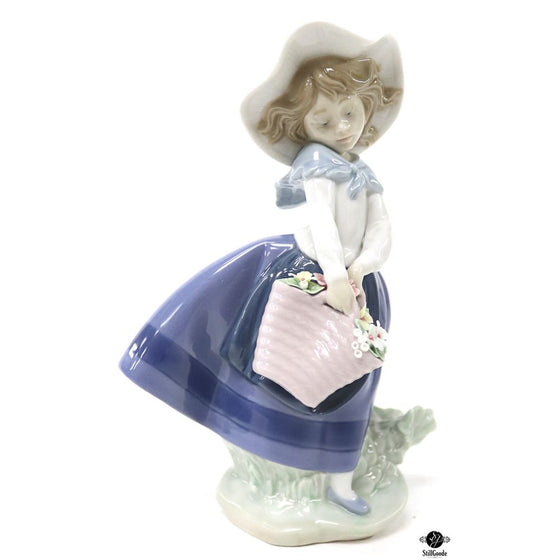 Lladro Figurine
