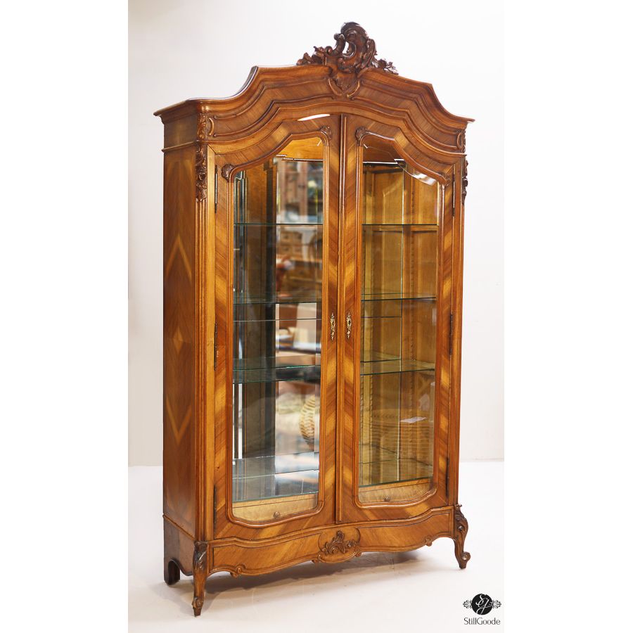 Armoire