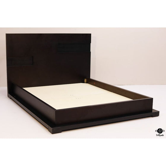 Queen Cantoni Bed