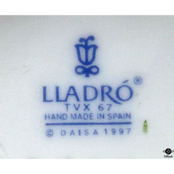 Lladro Figurine