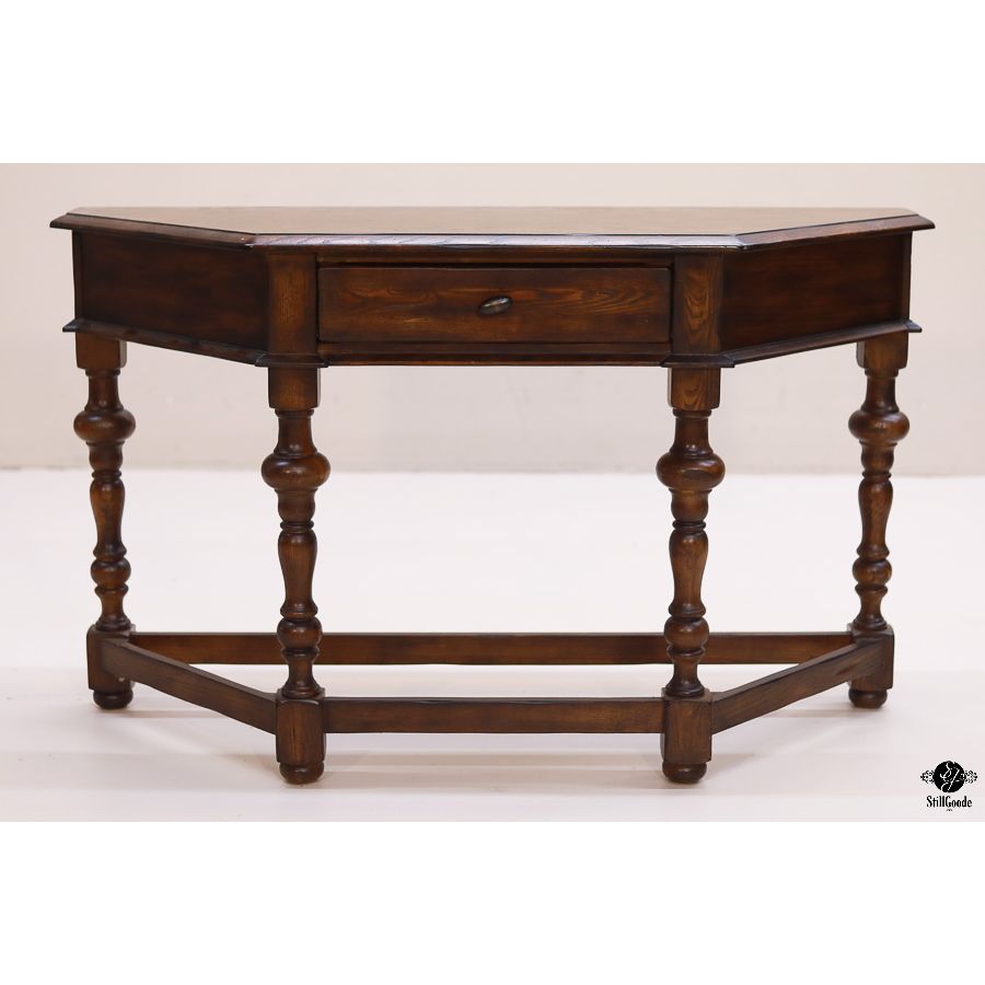 Eddie Bauer Console