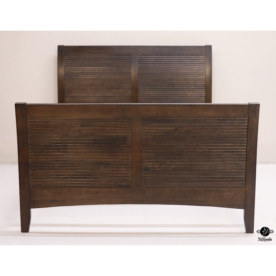 Queen Bed