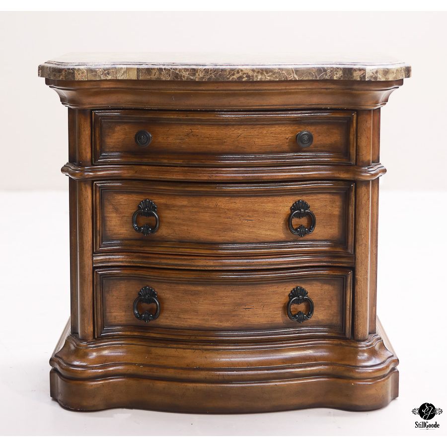 Pulaski Nightstands (Pair)