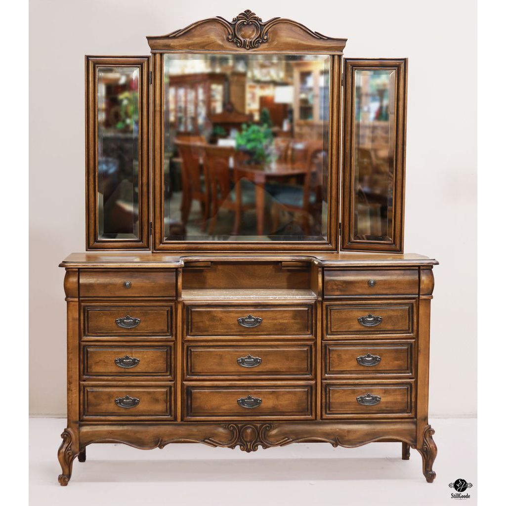Oakwood Interiors Dresser
