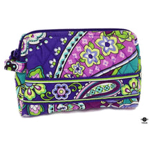  Vera Bradley Pouch