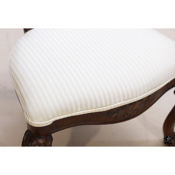 Comitia Molina Desk & Chair set