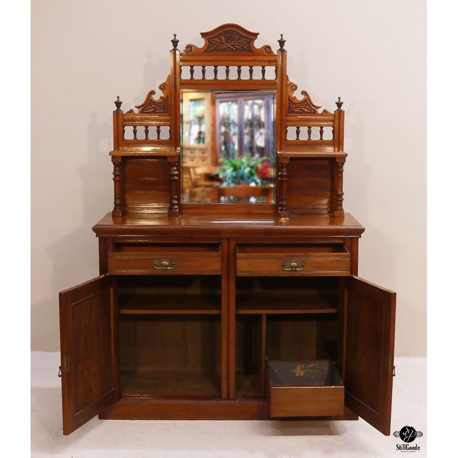Sideboard