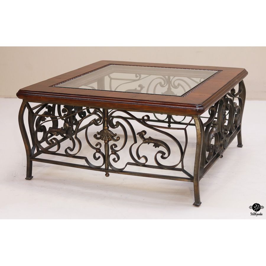 Hekman Coffee Table