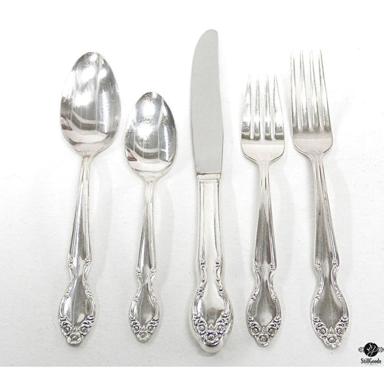 William Rogers Co Flatware Set