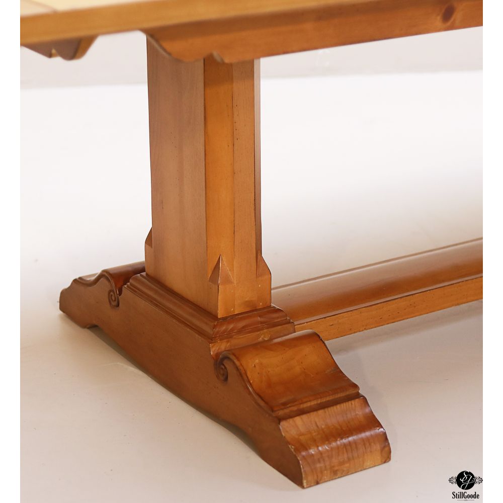 Broyhill Dining Set