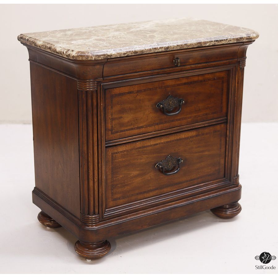 Thomasville Nightstands (Pair)