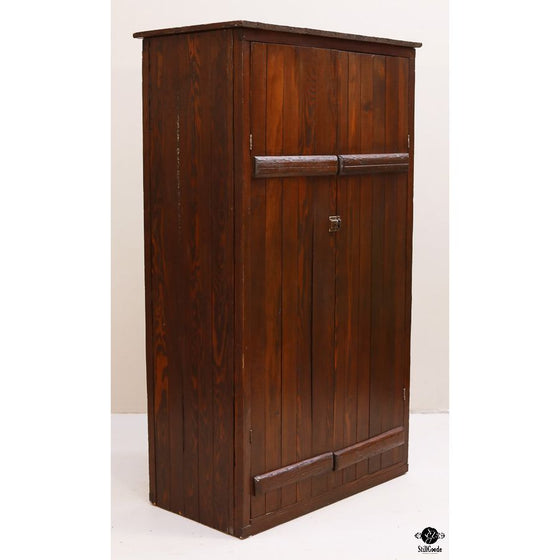 Armoire