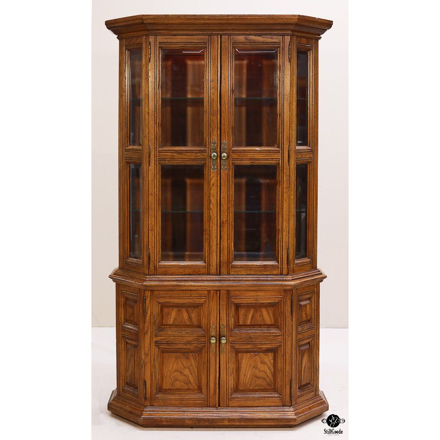 Thomasville China Cabinet
